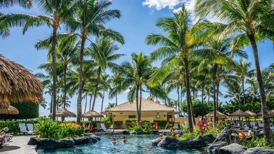 luxury honeymoon ideas Hawaii