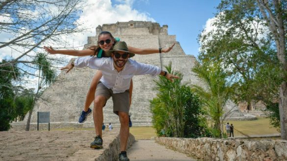 meaning of honeymoon